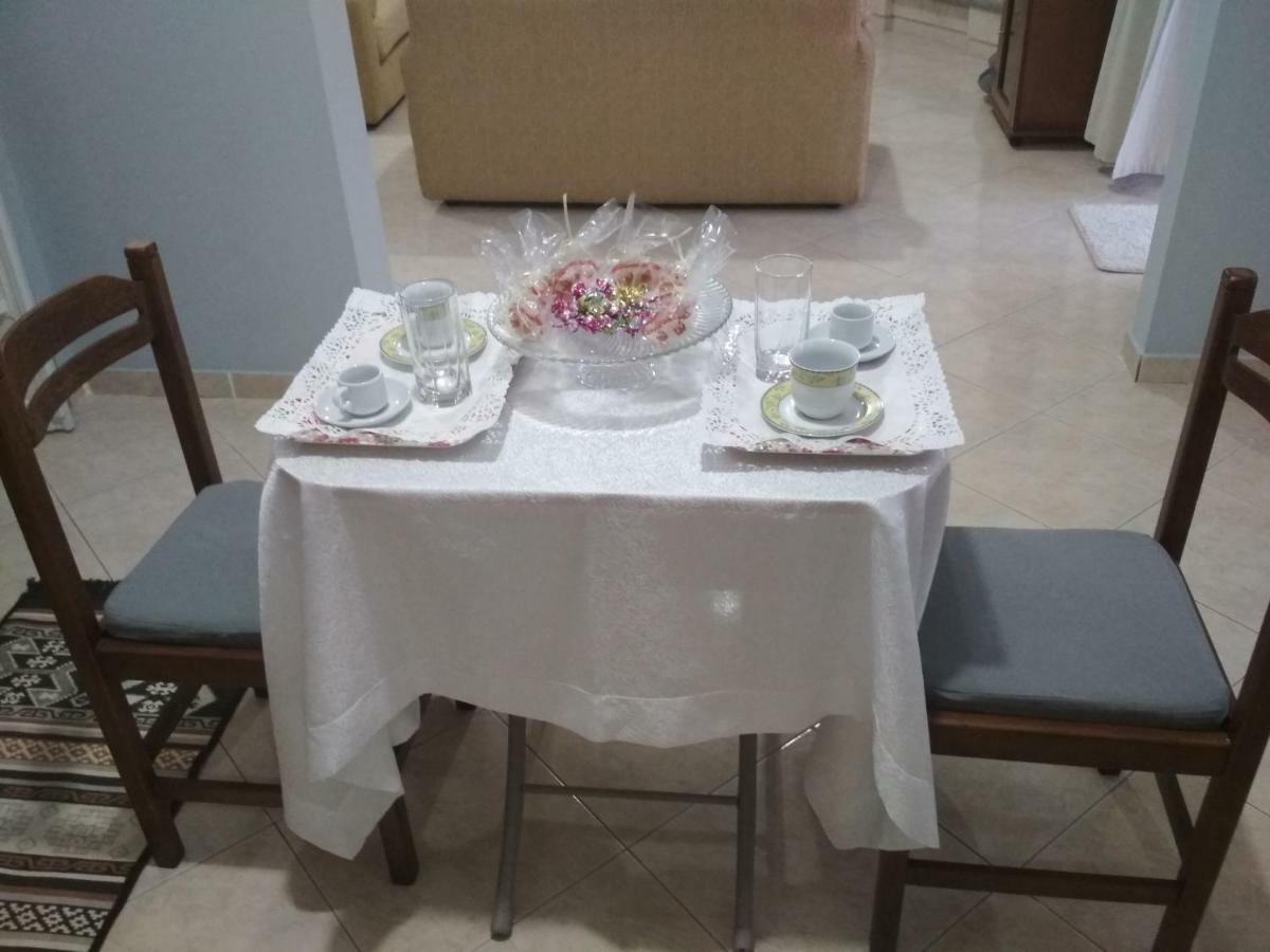 Family Apartments Missolonghi ภายนอก รูปภาพ