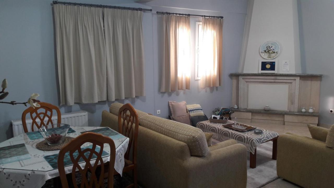Family Apartments Missolonghi ภายนอก รูปภาพ